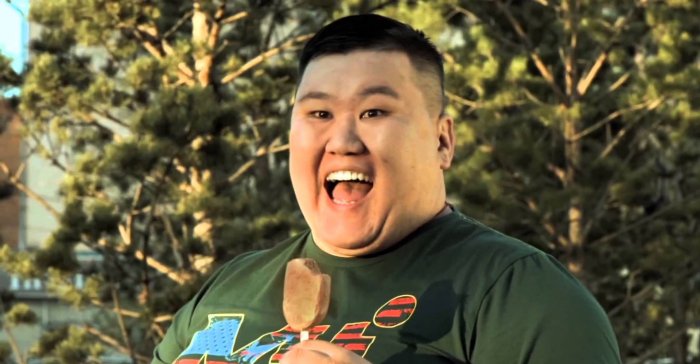 Жүжигчин Ганбаа “бие галбиртаа санаа зовжээ”